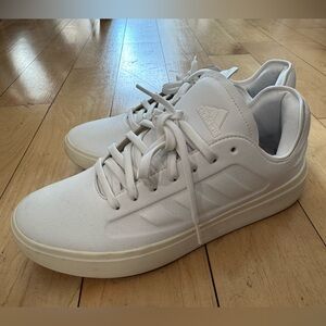 Adidas Men's Cream Sneakers
